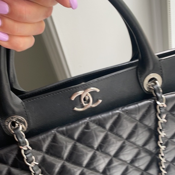 Chanel preown bag in excellent condition - Picture 2 of 10